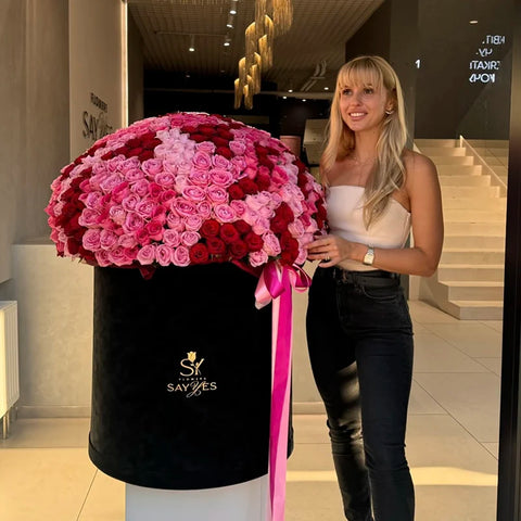 Wholesale Large Size Round Hat Box for Hat Sets Floral Bouquet Box Round Rose Gift Flower Boxes With Gold Foil Stamp Logo