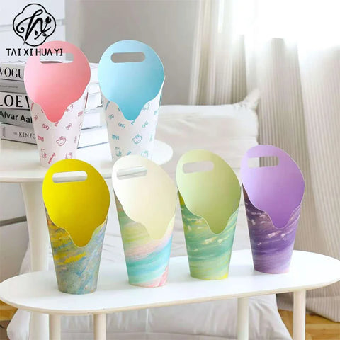 New Flowery Brand Recyclable Oil-Painted Handheld Ice Cream Shaped Stamping Paperboard Liner Customizable Gift Craft Box