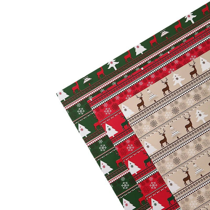 Christmas Floral Unique Gift Wrapping Paper Waterproof Reindeer Red Green Flower Patterns Single Side Coating รูปสินค้าหลัก