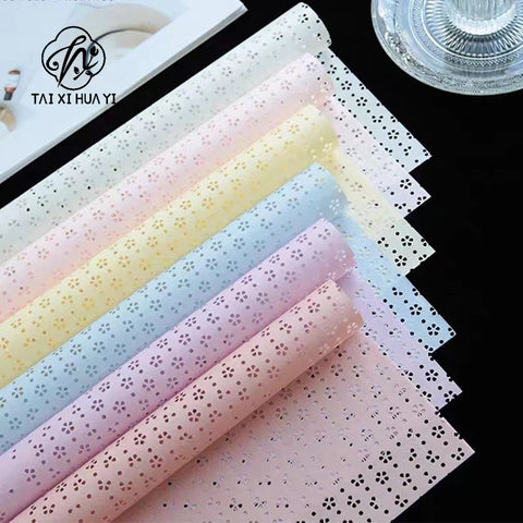 New Design Korean Waterproof Floral Gift Packaging Paper Hollow Bouquet for Flower Arrangements