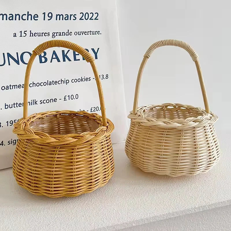 Wholesale Small Round Mini Lace Rattan Woven Basket Hand Design Waterproof Hanging Flower Baskets