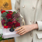 Creative Portable PVC Flower Box Transparent Square Shaped Gift Box with Embossing Printing for Parties