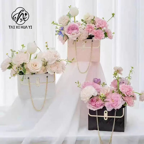 Flower Bag Metal Chain Bouquet Storage Bucket Paper Handbag Gift Box for Wedding Birthday Party Packaging Basket Gift Box