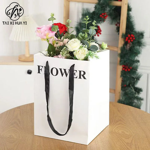 Minimalist Elegant Floral Handmade Kraft Paper & White Gift Bags Elegant Floral Carry Bags for Fashion & Gifts