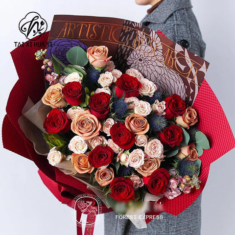 Advanced Art Paper Animal Forest Flower Packaging with Single Side Coating Atmosphere Floral Art Design