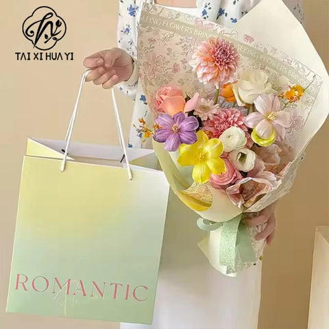 Colorful Square Eco-friendly Recyclable Flower Bouquet Handbag Packaging Kraft Paper for Valentine's Day Mother's Day Gifts
