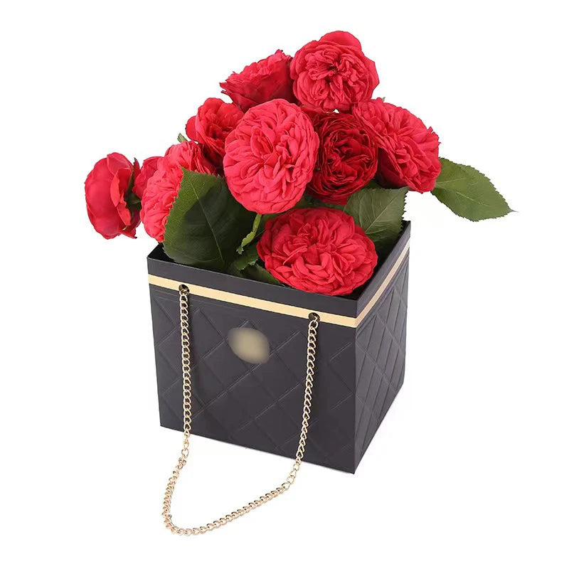Elegant Portable Chain Handle Floral Rigid Gift Box Creative Valentine's Day Foldable Packaging for Special Occasions รูปสินค้าหลัก
