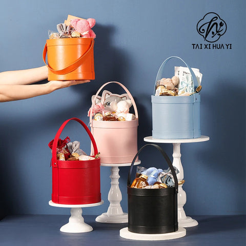 Korean Flower Arrangement Handheld Leather Round Gift Box Qixi Rose Bouquet for Cosmetic Use Handmade Round Hand Holding Bucket