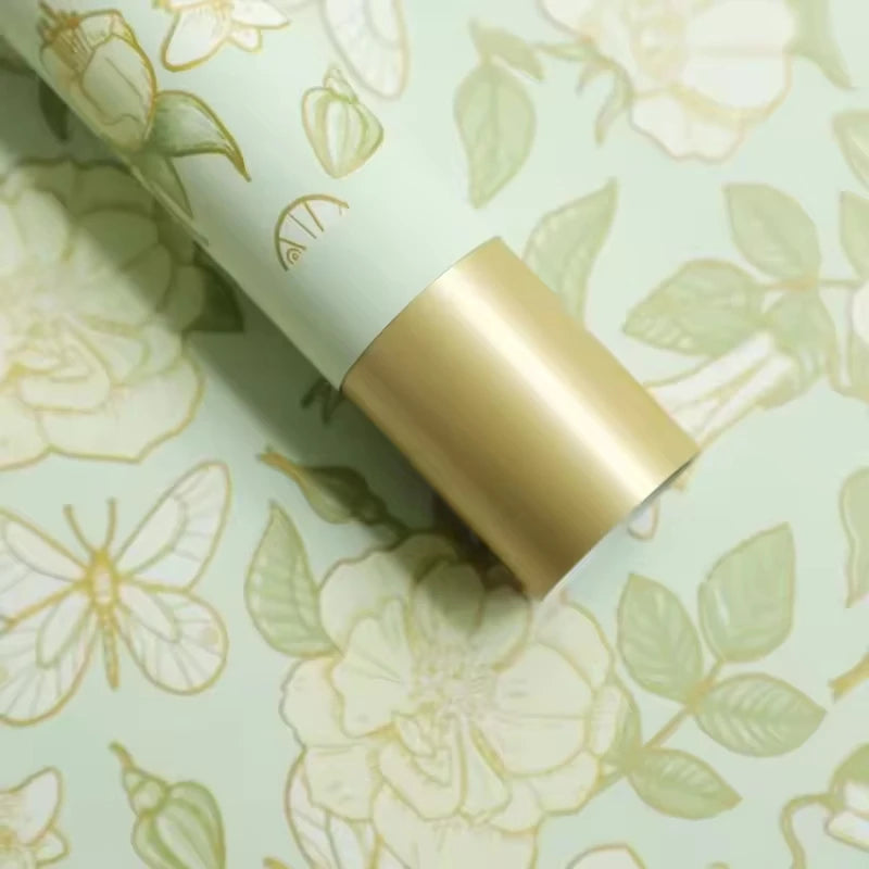 Chinese Eco-Friendly Vintage Style Camellia Flower Wrapping Paper Single-Sided Coated Water-proof Recyclable 58x58cm for Florist