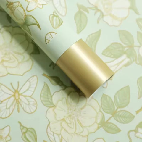 Chinese Eco-Friendly Vintage Style Camellia Flower Wrapping Paper Single-Sided Coated Water-proof Recyclable 58x58cm for Florist
