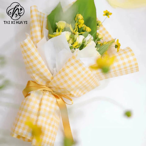 Waterproof Summer Plaid Wrapping Paper Korean Version Floral Arrangement Flower Packaging Materials Popular for Flower Shops