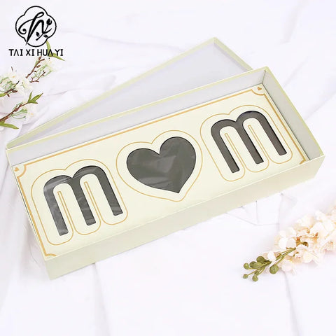 Mother's Day High-end Coated Paper Heart-shaped Gift Box with Sweet Words From Mom Floral Craft Flower Arrangement Rigid Box