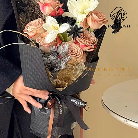 Double-Sided Waterproof Non-Woven Hot Stamping Packaging Paper Soft Stretch Film for Florist Supplies