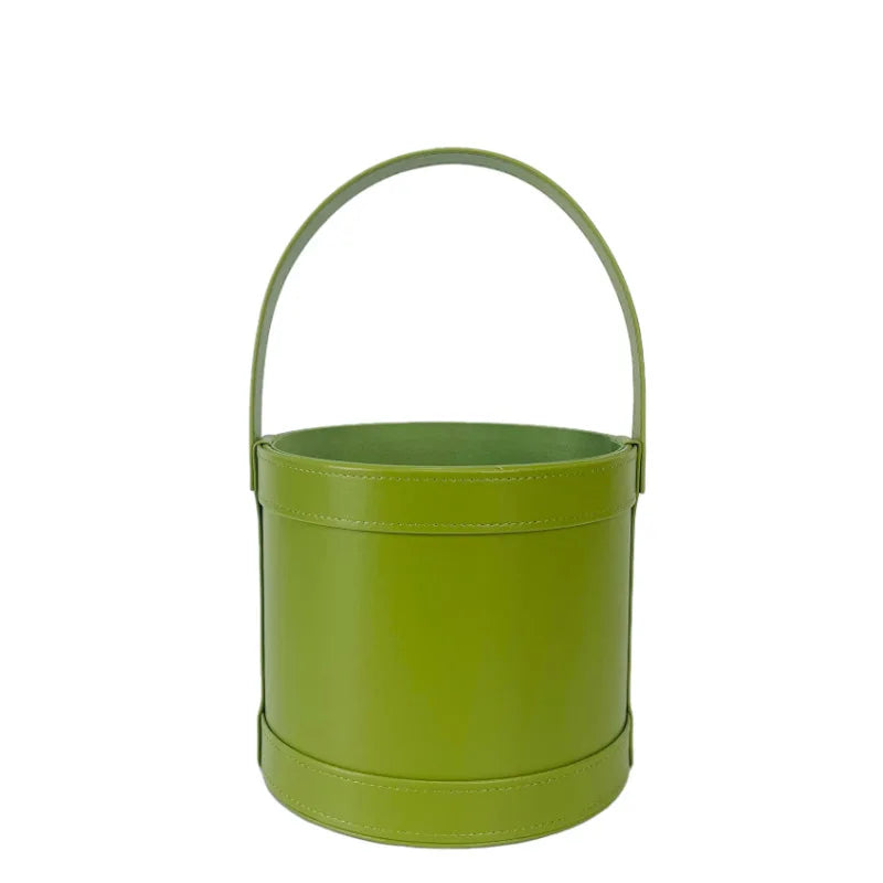 Elegant Handheld Leather Hug Boxes Paper Souvenir Flower Gift Boxes with Round Bucket for Bouquets
