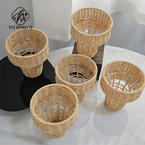 Festive Ice Cream Shaped Plastic Woven Flower Basket for Desktop Decoration and Children's Gifts
