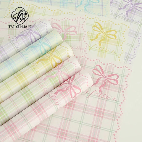 Eco-friendly Moisture Proof Floral Grid Wrapping Paper Double-Sided Offset Printing Compatible Soft Aesthetic