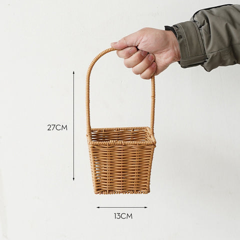 Gift box woven flower basket handmade straw basket outdoor camping home decoration teacher's day gift box