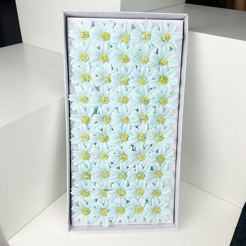 Valentine's Day bouquet gift box packaging materials wholesale, chamomile soap flower head materials wholesale factory direct sales