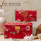 Oil painting bronzing Chinese relief advanced light luxury happy candy box with hand gift custom portable gift box red fabric source manufacturer