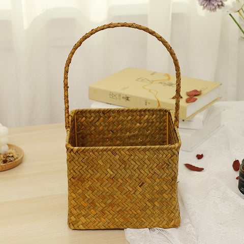 Nordic style seaweed woven basket wedding candy shop souvenir hand-held basket storage flower basket wedding must