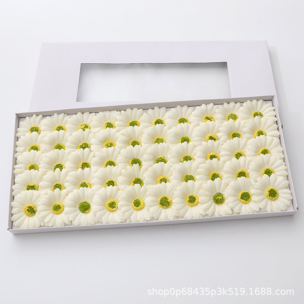 Christmas big daisy soap flower head daylight chrysanthemum bouquet gift box decoration simulation DIY material flower material wholesale