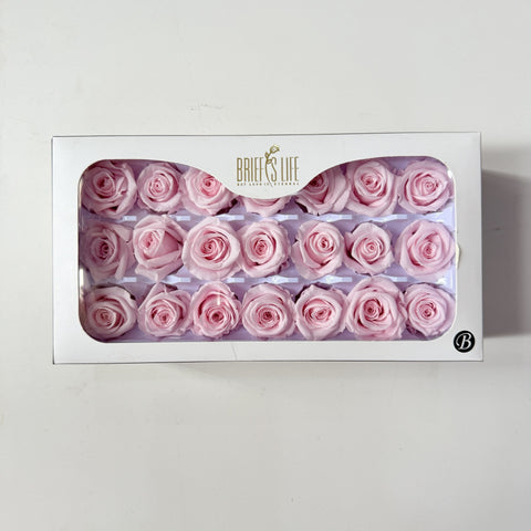 Flower directly from the manufacturer Yunnan Baohua rose head newcomers must buy eternal flower rose B grade 2-3cm flower head