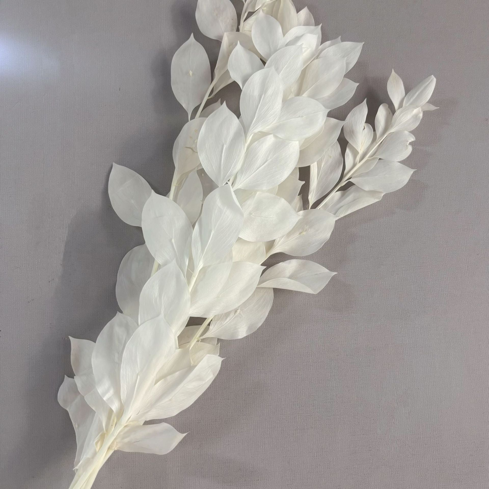 Orange leaf eternal flower ins wind home decoration DIY bouquet with materials Yunnan wholesale orange leaf orange leaf dried flower bouquet