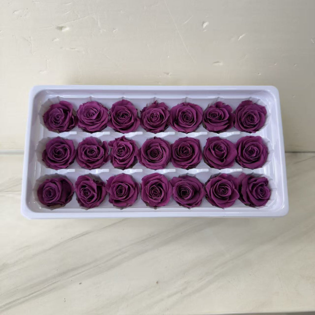 Flower directly from the manufacturer Yunnan Baohua rose head newcomers must buy eternal flower rose B grade 2-3cm flower head