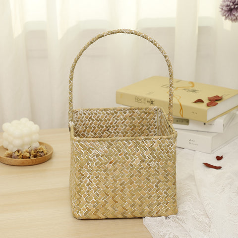 Nordic style seaweed woven basket wedding candy shop souvenir hand-held basket storage flower basket wedding must