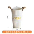 Retro old wrought iron waking flower bucket deep water flower arrangement bucket flower shop home living room decoration floor-to-ceiling iron flower bucket