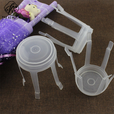 Wholesale floral arrangement Korean style flower bag base artifact plastic bouquet tray bouquet fixing is convenient, time-saving and labor-saving