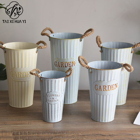 Retro old wrought iron waking flower bucket deep water flower arrangement bucket flower shop home living room decoration floor-to-ceiling iron flower bucket