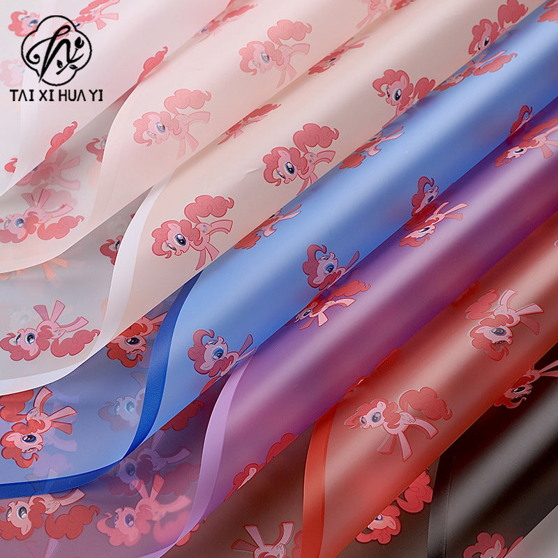 Cross-border hot-selling cartoon pony Baoli Ouya paper thickened waterproof flower flower paper pony head flower packaging material