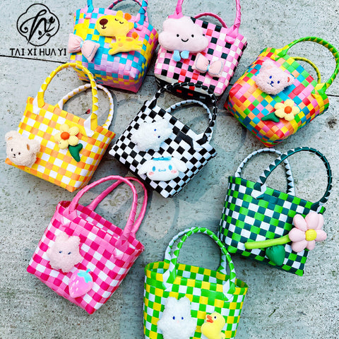 Directly from the manufacturer Color hand-woven vegetable basket bag Large capacity stylish simple plaid gift handbag