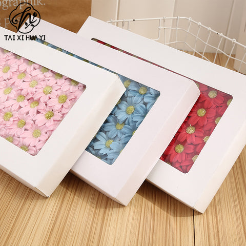 Valentine's Day bouquet gift box packaging materials wholesale, chamomile soap flower head materials wholesale factory direct sales