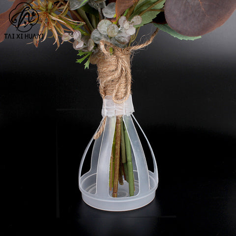 Wholesale floral arrangement Korean style flower bag base artifact plastic bouquet tray bouquet fixing is convenient, time-saving and labor-saving
